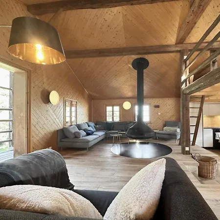 Family Karibu - 4 Vallees - Next To Verbier